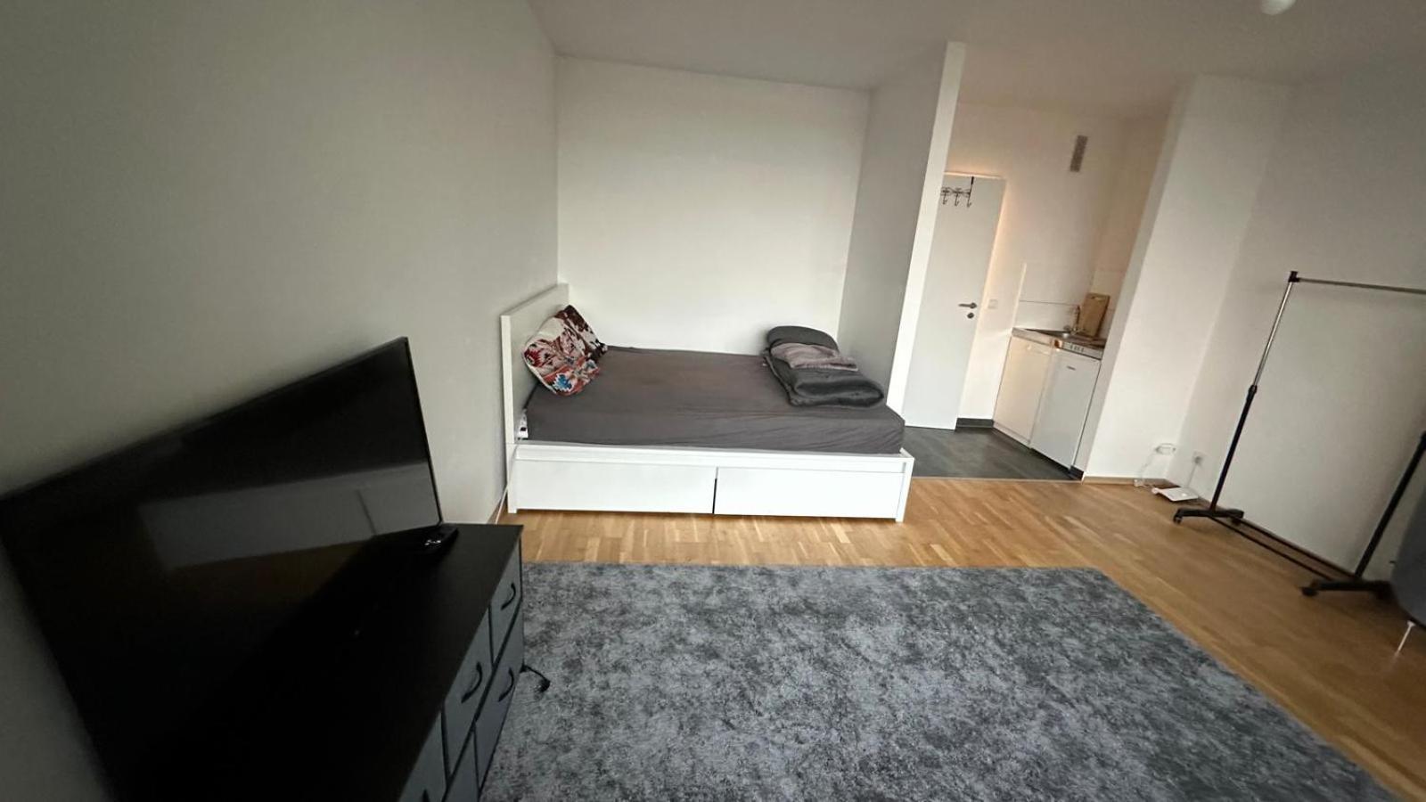 Small Cozy In Köln